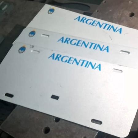 Desarticulan red de patentes truchas: hubo allanamientos en Córdoba, Quilmes y CABA