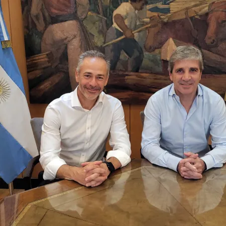 Alejandro Lew asume como secretario de Finanzas