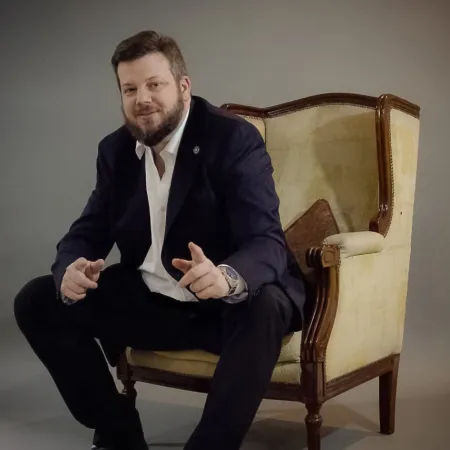 El sorpresivo ascenso de Kaiser: ¿se acabó el monopolio de Kast?