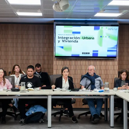 Organizaciones sociales alertaron por el recorte en vivienda y urbanismo