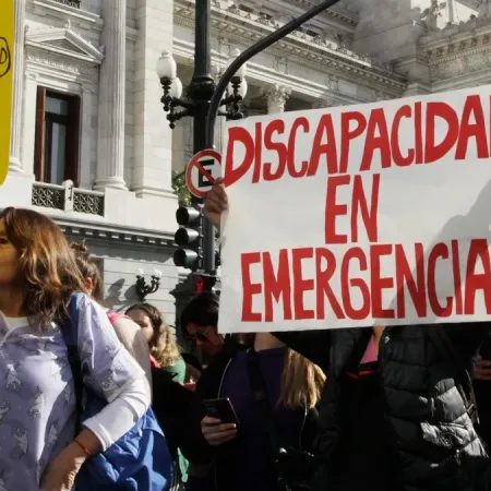 Discapacidad en emergencia: denuncian cierres de centros y aumento insuficiente