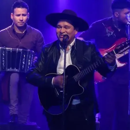 Folklore en vivo: todo sobre el show de Erick Claros en CABA