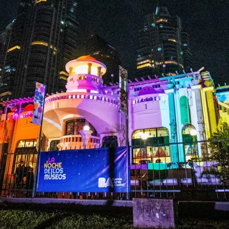 Buenos Aires celebra los 21 años de La Noche de los Museos con más de 300 espacios abiertos y transporte gratuito