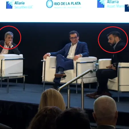Agis, el economista tildado de 'chorro' por Milei que le tiraba flores a Caputo en 2019