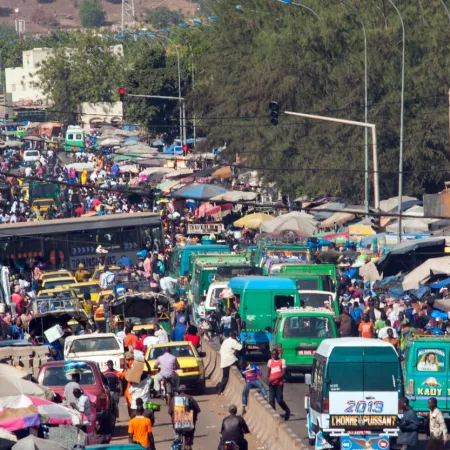 Mali al borde del colapso: la capital, sin alimentos ni combustible