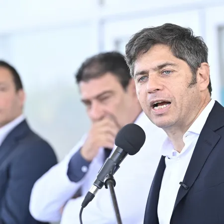 Kicillof sugirió que los gobernadores están canjeando deudas por "leyes espantosas"