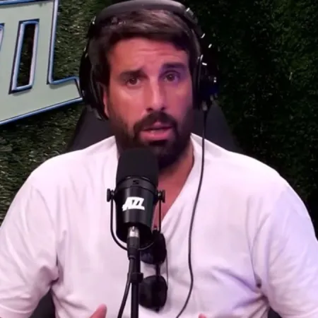 Flavio Azzaro y la polémica de los bots en streaming: ¿qué medios están involucrados?