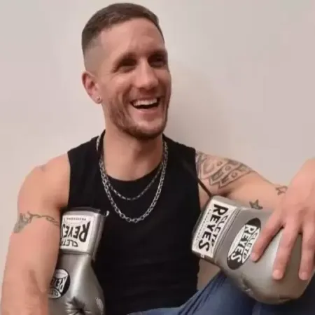 Revelaron quién habría acosado a Tony Coggi en la fiesta Paparazzi