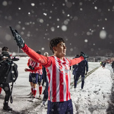 Atlético Ottawa salió campeón en Canadá en medio de una tormenta de nieve
