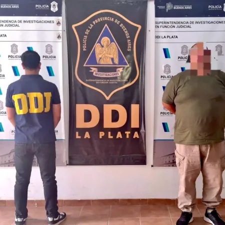 Se entregó el agente penitenciario acusado de 15 abusos sexuales en perjuicio de un menor en La Plata