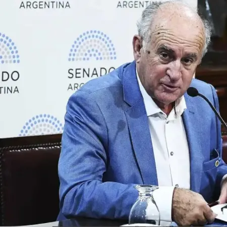 Parrilli denuncia un “bestiario judicial” y cuestiona la causa Cuadernos