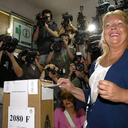 Del triunfo del 2009 al derrumbe actual: la montaña rusa de Carrió y la Coalición Cívica