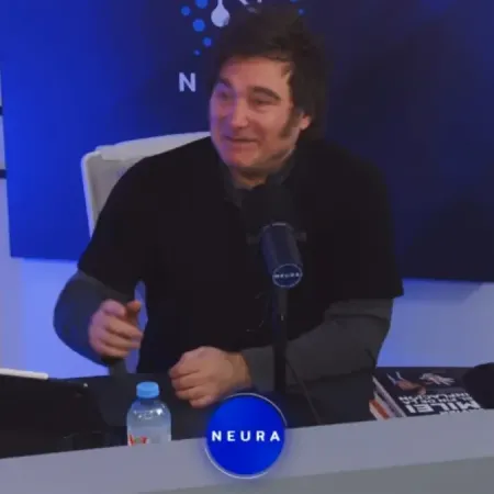 Milei negó que se vaya a eliminar el monotributo y apuntó contra la prensa