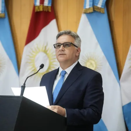 Córdoba: Llaryora presenta un presupuesto con rebajas impositivas sorprendentes