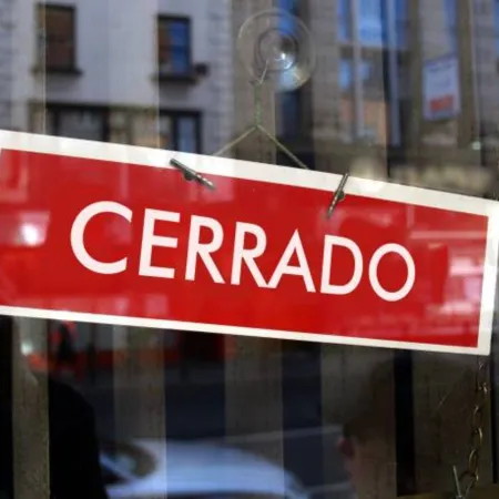 Más de 1.000 empresas cerraron en agosto