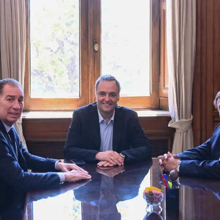 Río Negro condiciona su apoyo: los reclamos de Weretilneck a Santilli