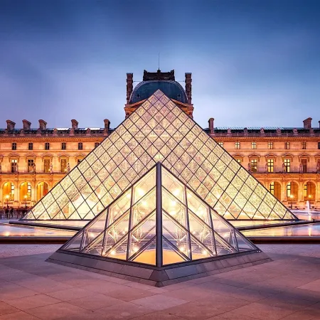El Louvre instalará 100 cámaras y abrirá una comisaría interna tras el robo histórico