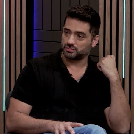 Pablo Heredia explica su salida de Gran Hermano y confiesa romance en Rebelde Way