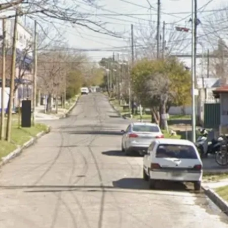 Un hombre fue asesinado de varias puñaladas en Parque Barón: investigan si su pareja actuó en legítima defensa