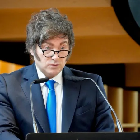 Milei celebra la ocupación récord y usa el turismo para reforzar su relato económico