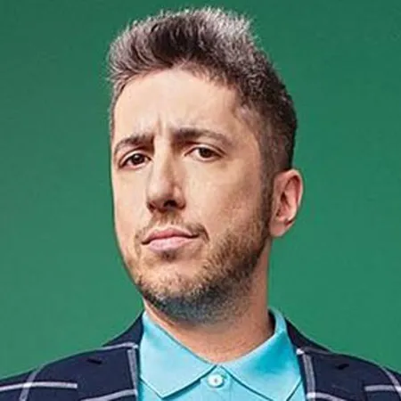 El papelón en el cine que salpica a Jey Mammón