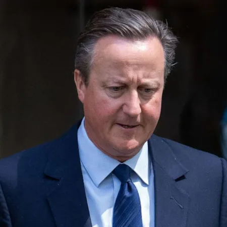 David Cameron revela que tuvo cáncer de próstata y pide mejorar la detección