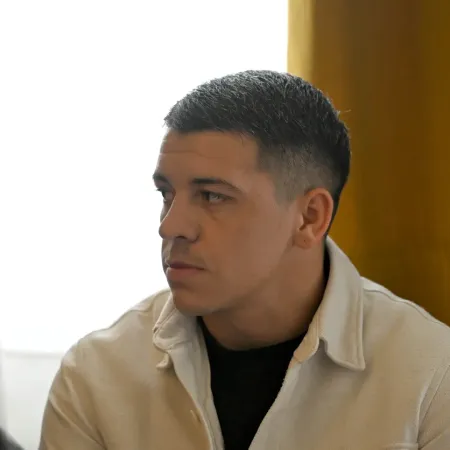 Condenaron al futbolista Diego García a 6 años y 8 meses de prisión: fue detenido en la sala y se desmayó