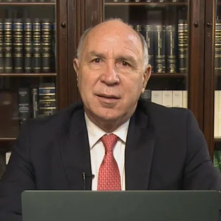 Lorenzetti desmintió a Cristina Kirchner y niega que sea una "presa política"