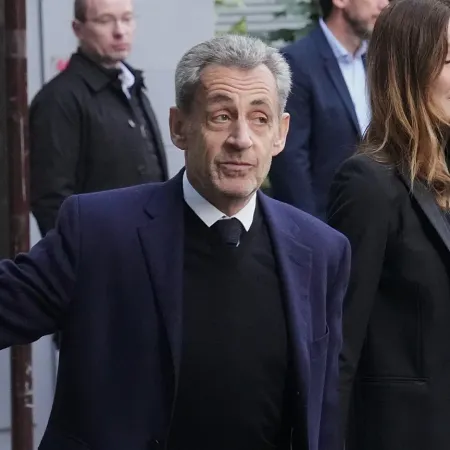 Sarkozy queda libre, pero la Corte agrava su situación judicial