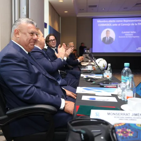 Fuerte respaldo de CONMEBOL a Chiqui Tapia: fue ratificado en el consejo de FIFA