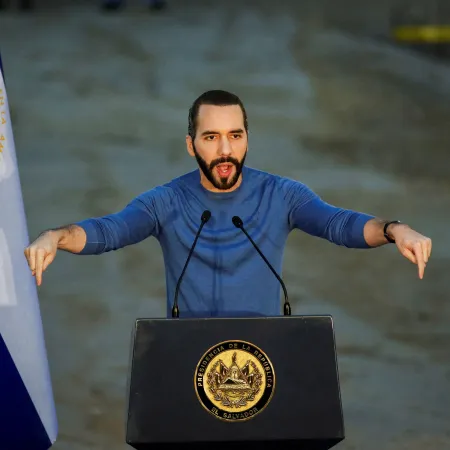 Honduras y El Salvador: presión internacional en elecciones clave