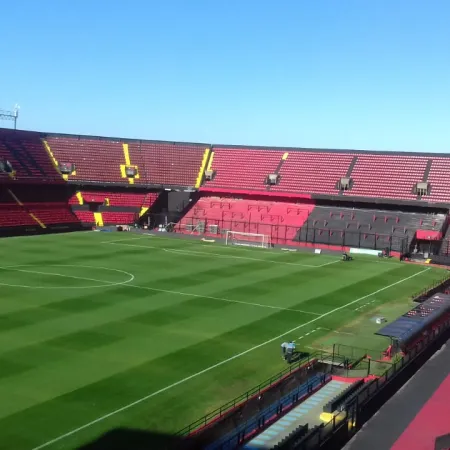 Colón de Santa Fe elige presidente entre 5 listas y la reaparición de José Vignatti