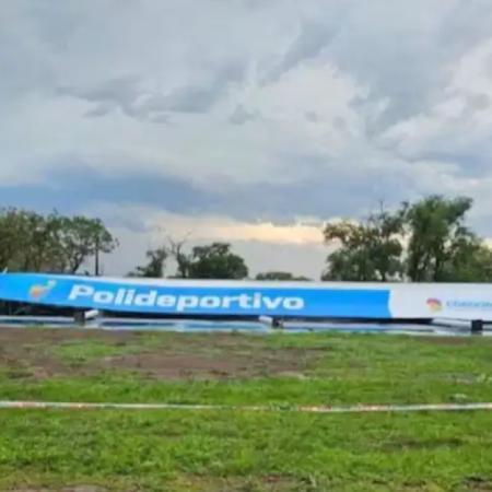 Nuevo derrumbe en Córdoba: un polideportivo se desplomó en Miramar de Ansenuza tras la tormenta