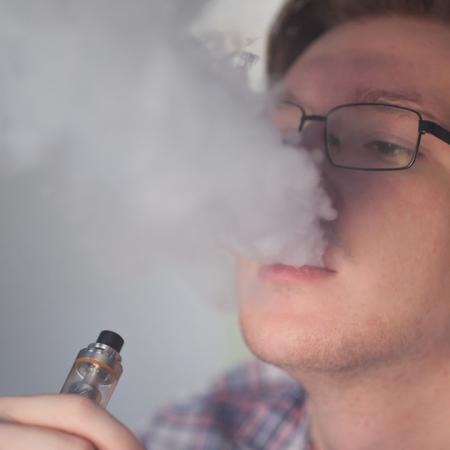 Provincia de Buenos Aires: el Colegio de Médicos advierte sobre el peligro del vapeo