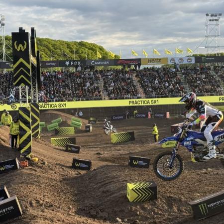 El Gobierno de la Ciudad celebró la carrera de Supercross en Buenos Aires