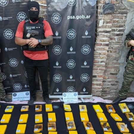Golpe a una red vinculada a “Los Monos”: 29 allanamientos, 13 detenidos y 53 kilos de cocaína secuestrados