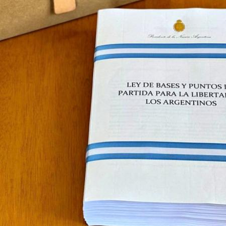 El Gobierno avanza con el fin del monotributo y busca un nuevo esquema laboral