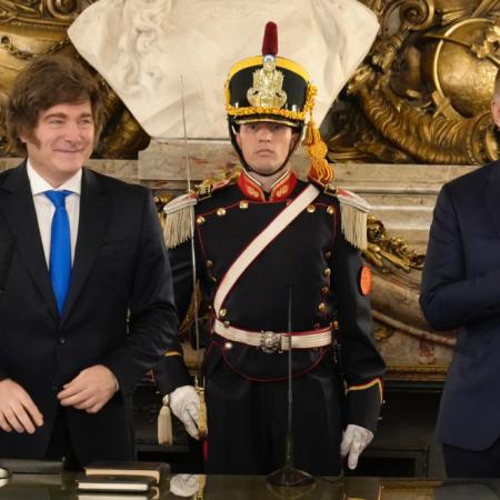 Santilli juró como ministro del Interior ante Javier Milei