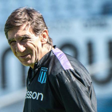 Gustavo Costas fue nominado por la IFFHS como mejor entrenador del año