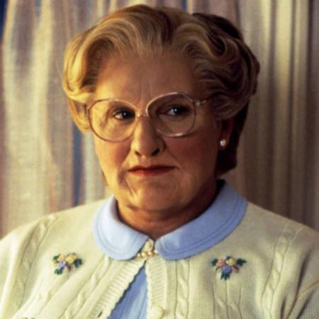 A lo Robin Williams: se disfrazó de su mamá muerta para cobrar la jubilación