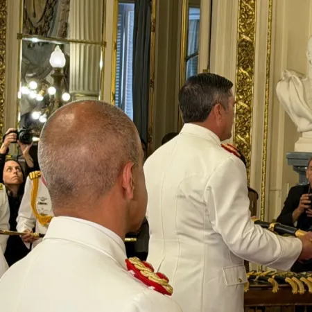 Milei preside la ceremonia de ascenso en seguridad: qué significa para Monteoliva