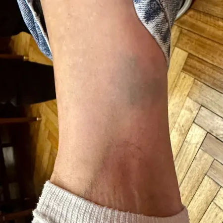 Golpes y manoseos: sigue el escándalo por el despacho de Cristina López en el Senado