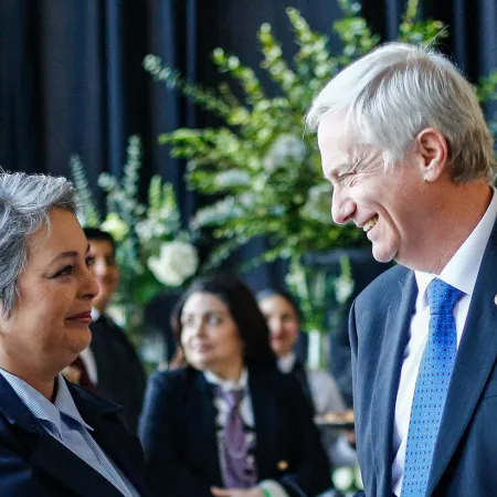 Balotaje en Chile: el cruce entre Jeannette Jara y José Antonio Kast en Archi que dejó a millones con dudas