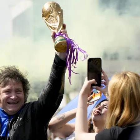 ¿La pelea con Tapia dejó a Milei fuera del sorteo y tensó la relación con EE.UU.?