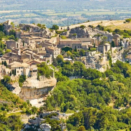 El histórico Marquesado de Baux y su vínculo con el heredero de Mónaco