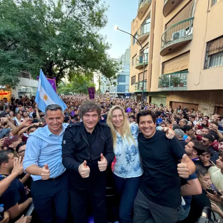 Milei estrenó el Tour de la Gratitud en Córdoba y reforzó la épica libertaria