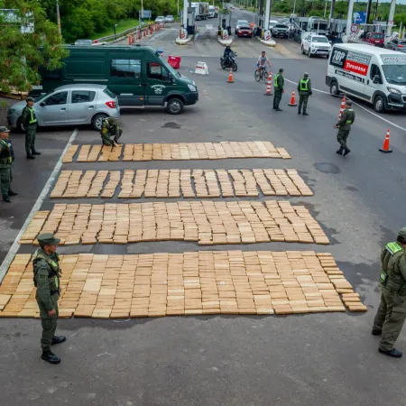Detienen a un camionero con más de una tonelada de marihuana entre cajones de fruta