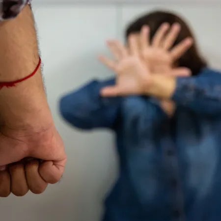 Condenaron a 12 años de prisión a un hombre de 73 años por abusar de tres de sus hijas