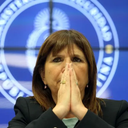 Contraataque a Bullrich: se la acusa por lavado y evasión en el caso Tostado