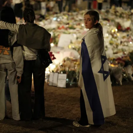 Primeras despedidas en Sídney tras el tiroteo terrorista en Bondi Beach